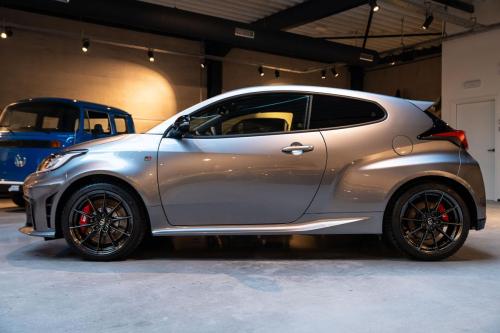 T Yaris GR 8